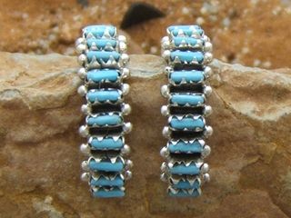 Boucles D'oreilles Clous - Forme Cône Avec Pierre Noire Ovale - Style Indien/pakistanais - En Cuivre - Neuf Sans Emballage